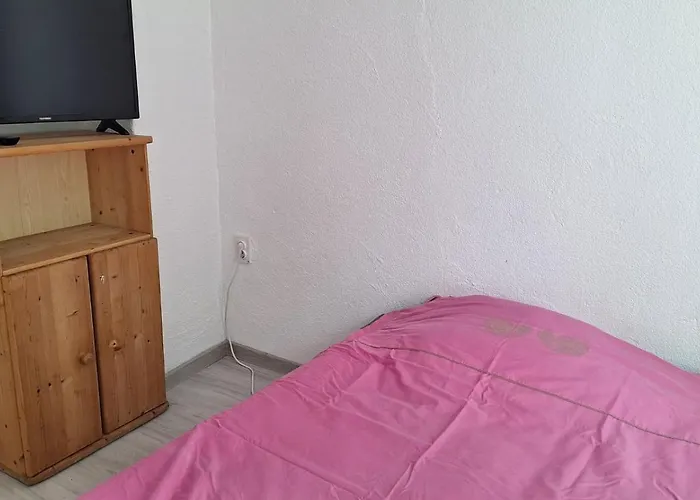 Apartmans Adi Apartment *