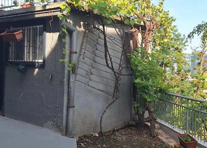 Apartmans Adi Apartment