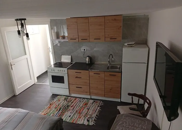 Apartment Apartmans Adi